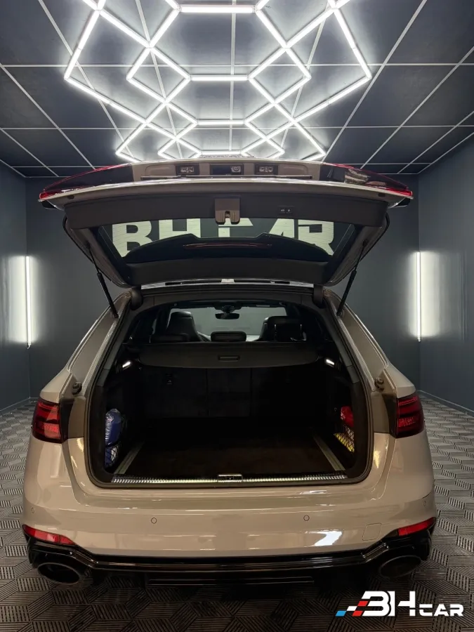 Audi Rs4 - photo 28