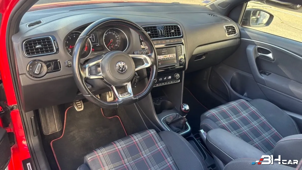 Volkswagen Polo - photo 7
