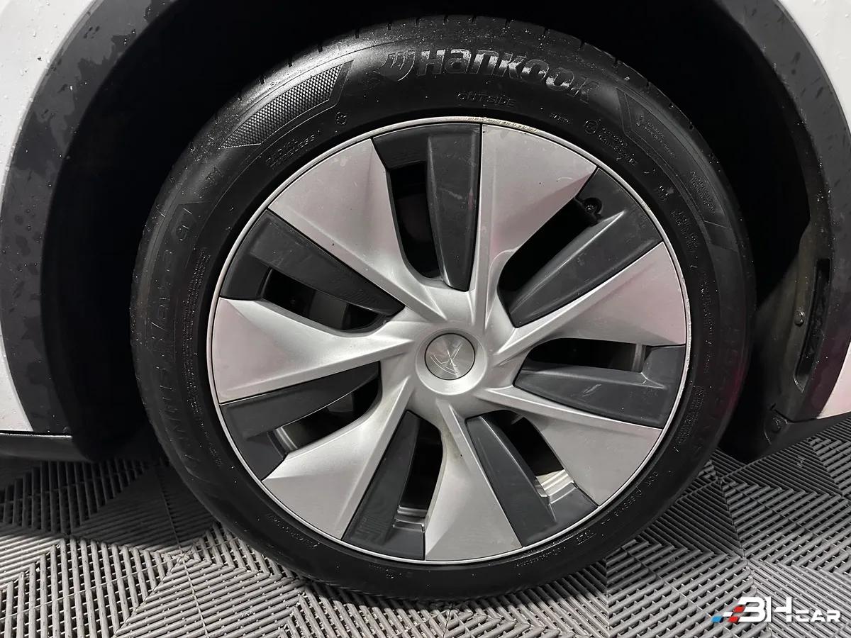 Aperçu indisponible de Tesla Model-y