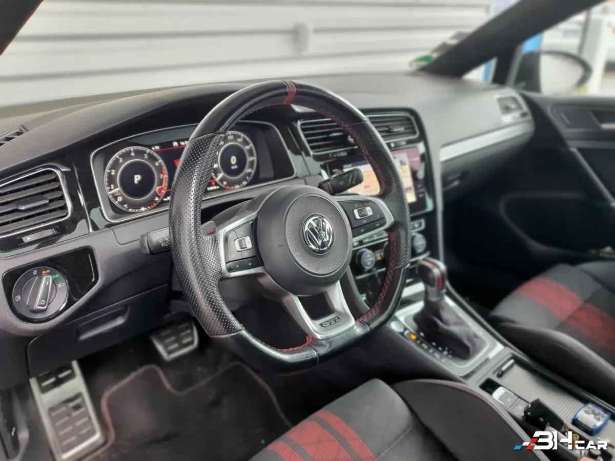 Aperçu indisponible de Volkswagen Golf