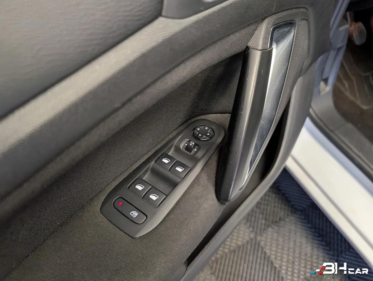 Aperçu indisponible de Peugeot 308