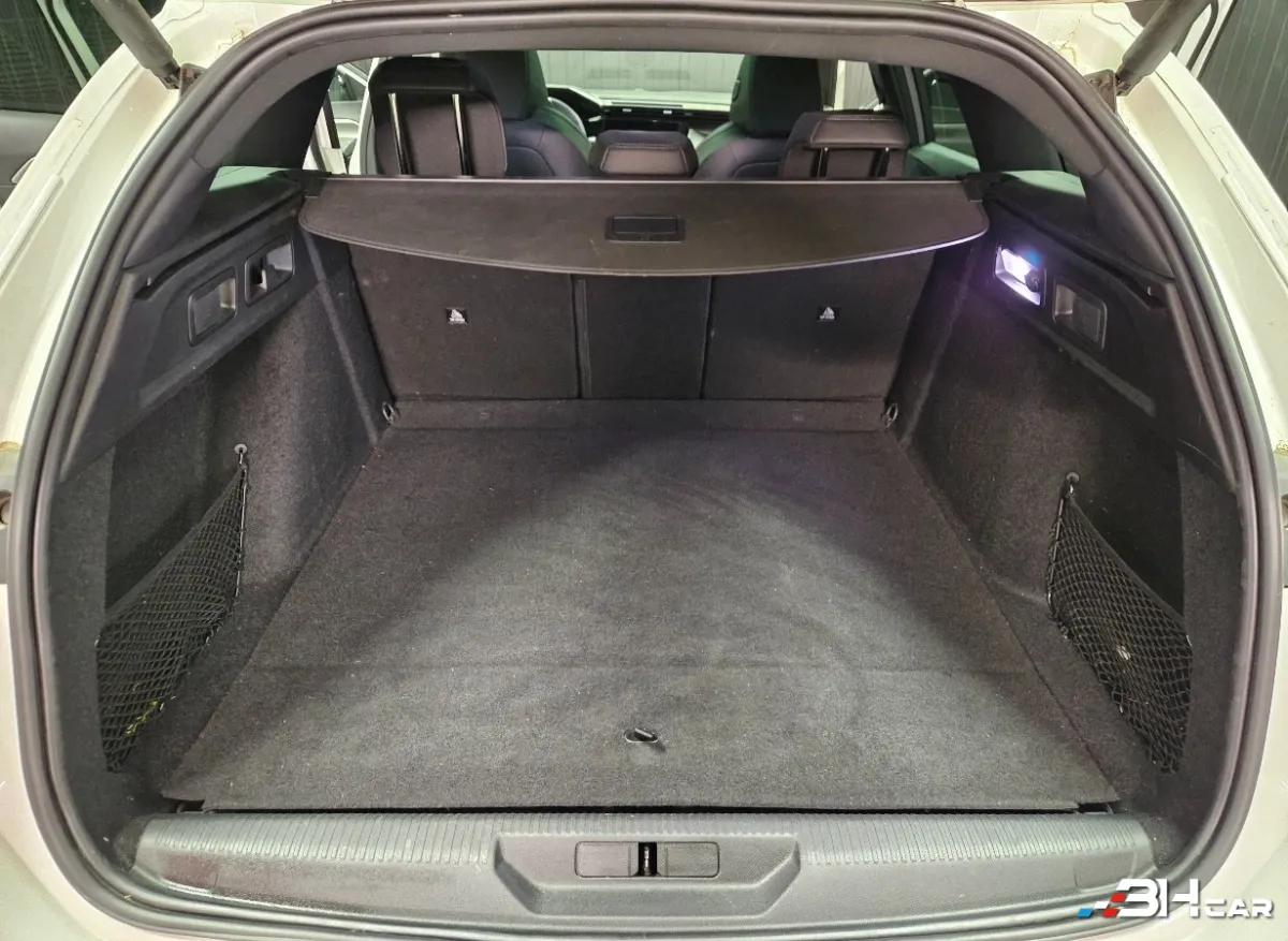 Peugeot 308 - photo 16