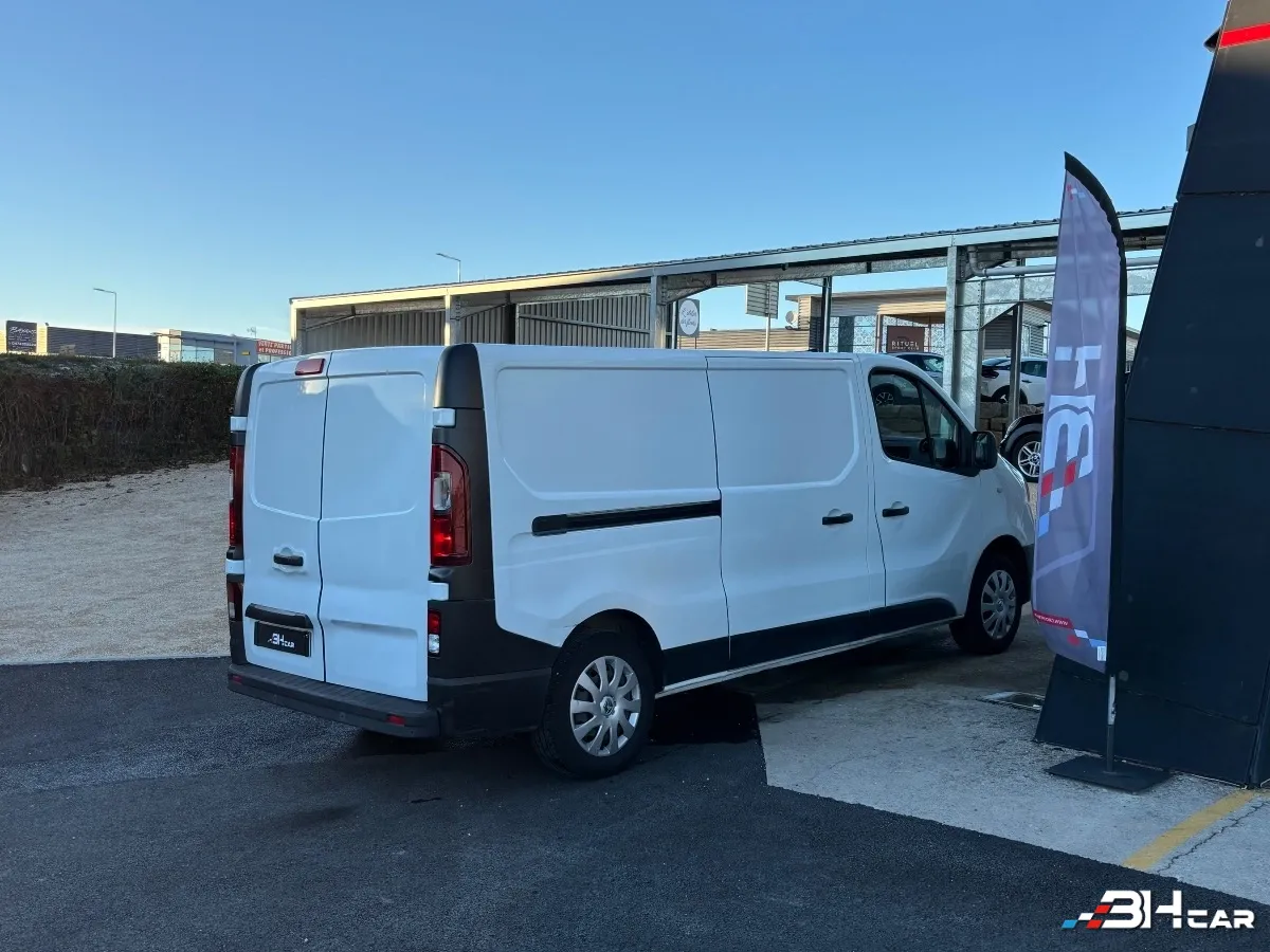 Renault Trafic Vu - photo 9