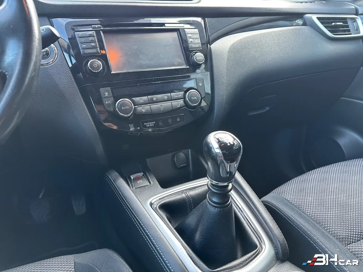 Nissan Qashqai - photo 14