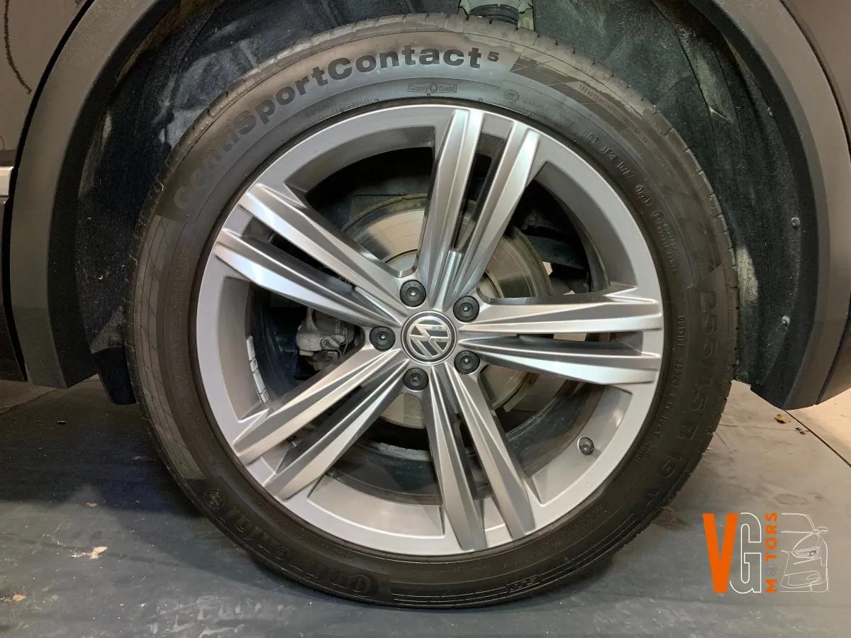 Volkswagen Tiguan 2.0 TDI 150 BLUEMOTION CARAT DSG BVA