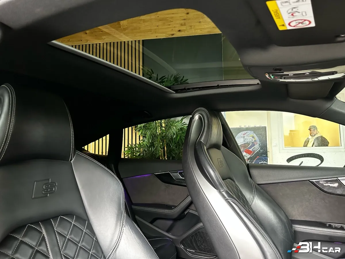 Audi S5 - photo 16