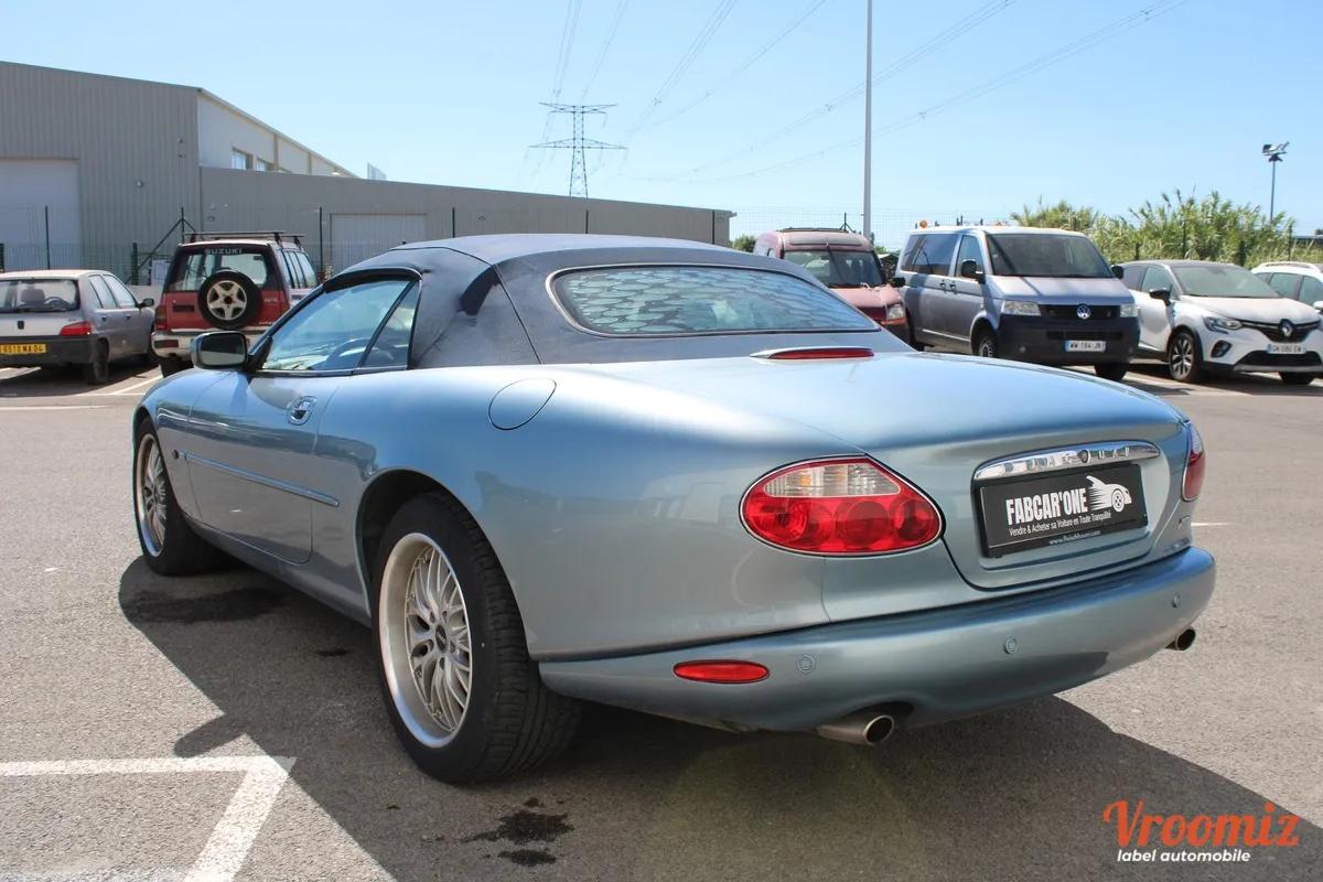 Jaguar Xk8 