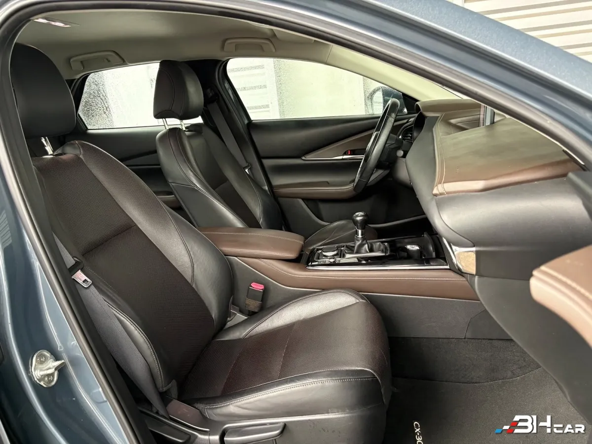 Mazda Cx-30 - photo 9
