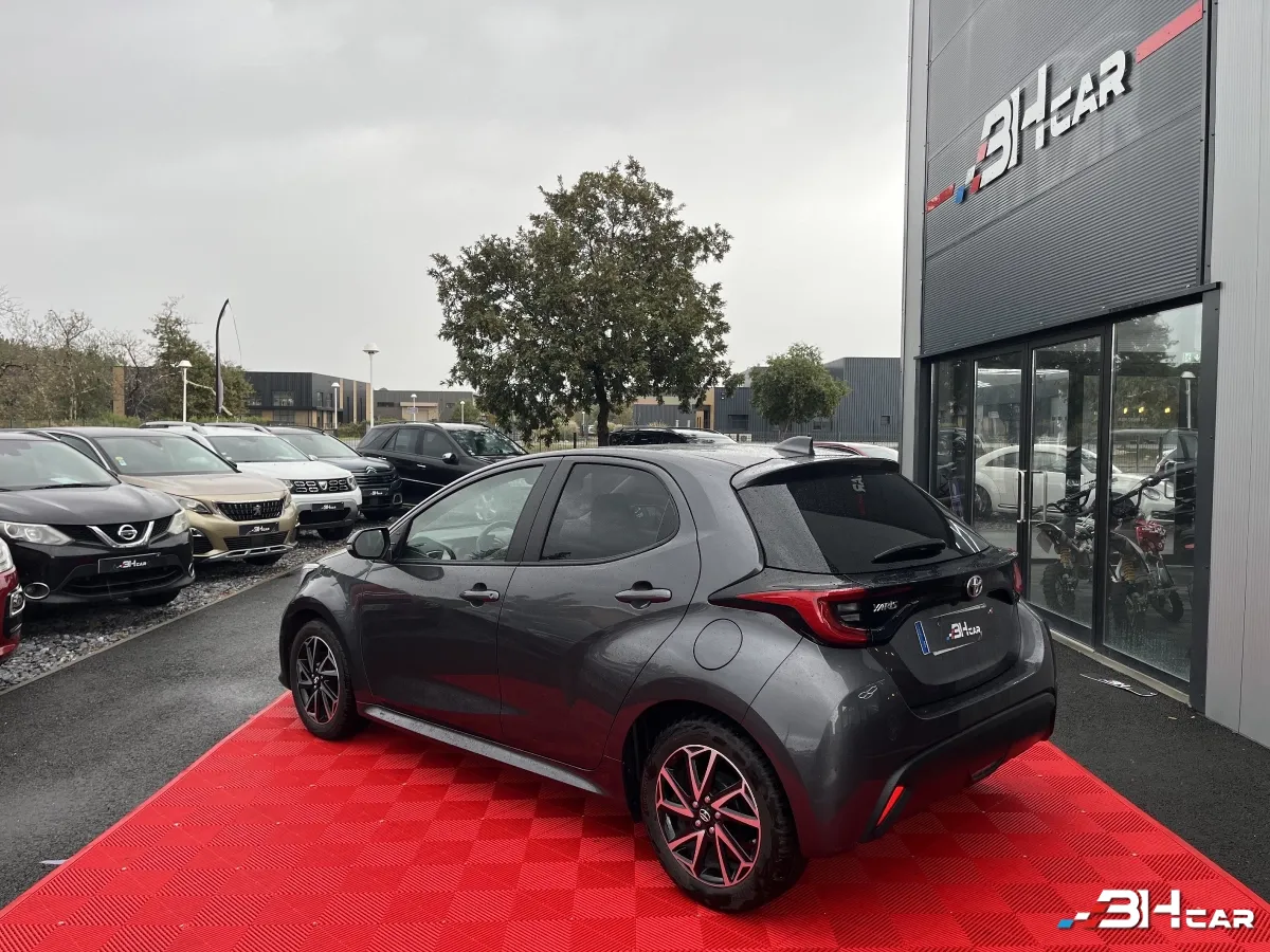 Toyota Yaris - photo 4