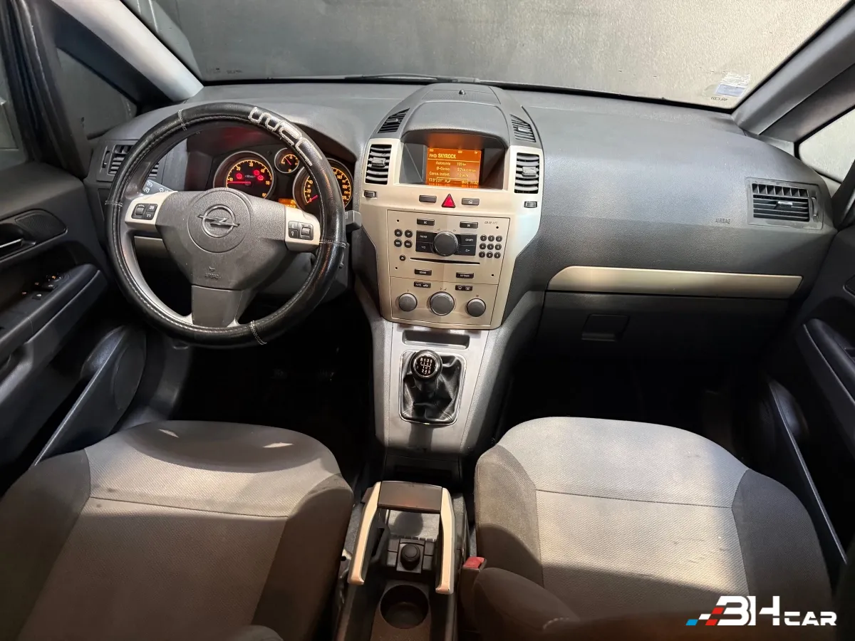 Opel Zafira - photo 10