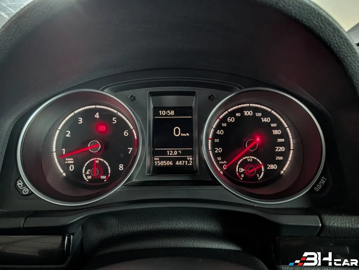 Volkswagen Scirocco - photo 18