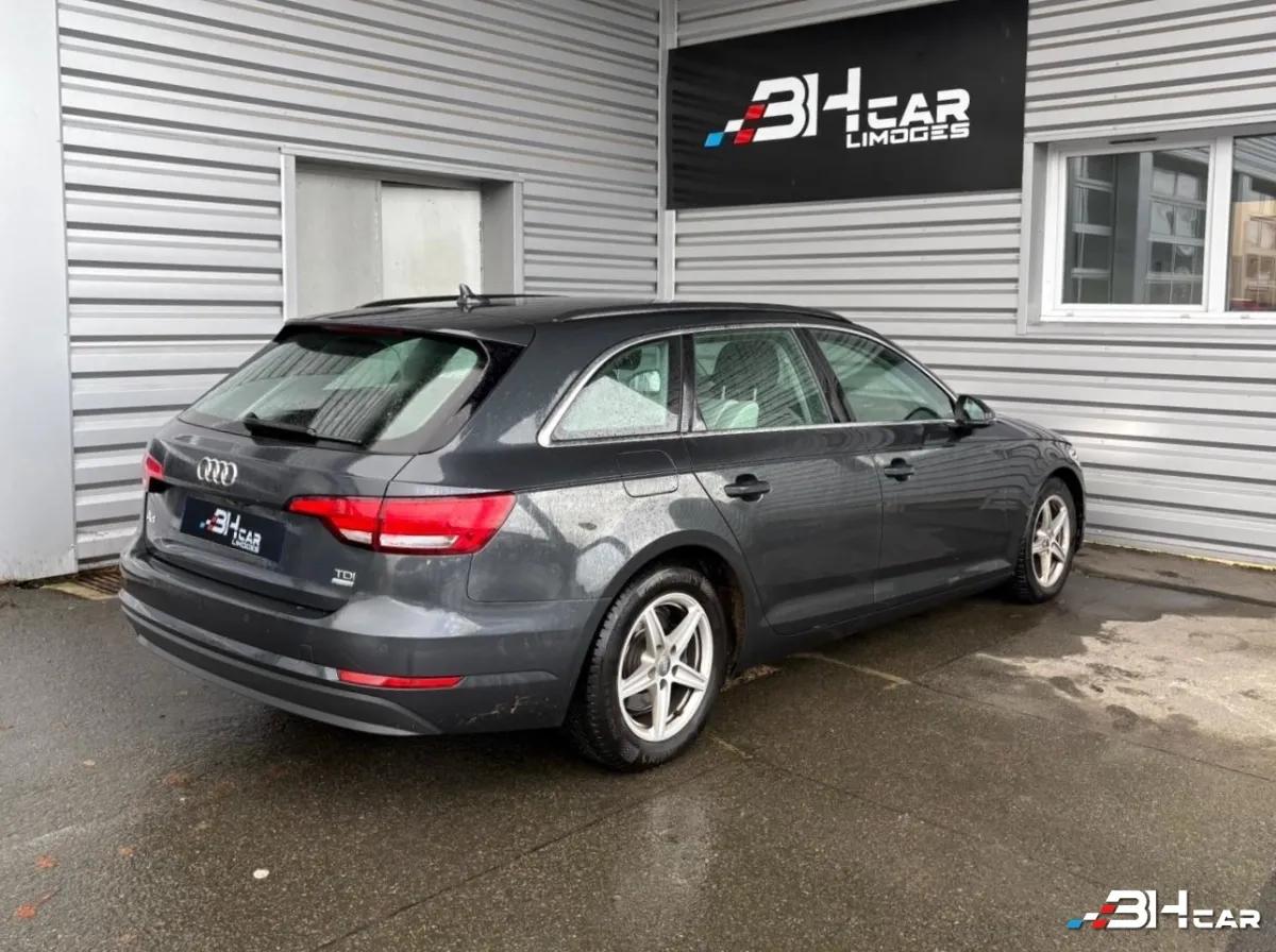 Aperçu indisponible de Audi A4