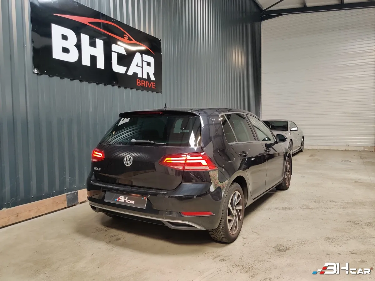 Volkswagen Golf - photo 4