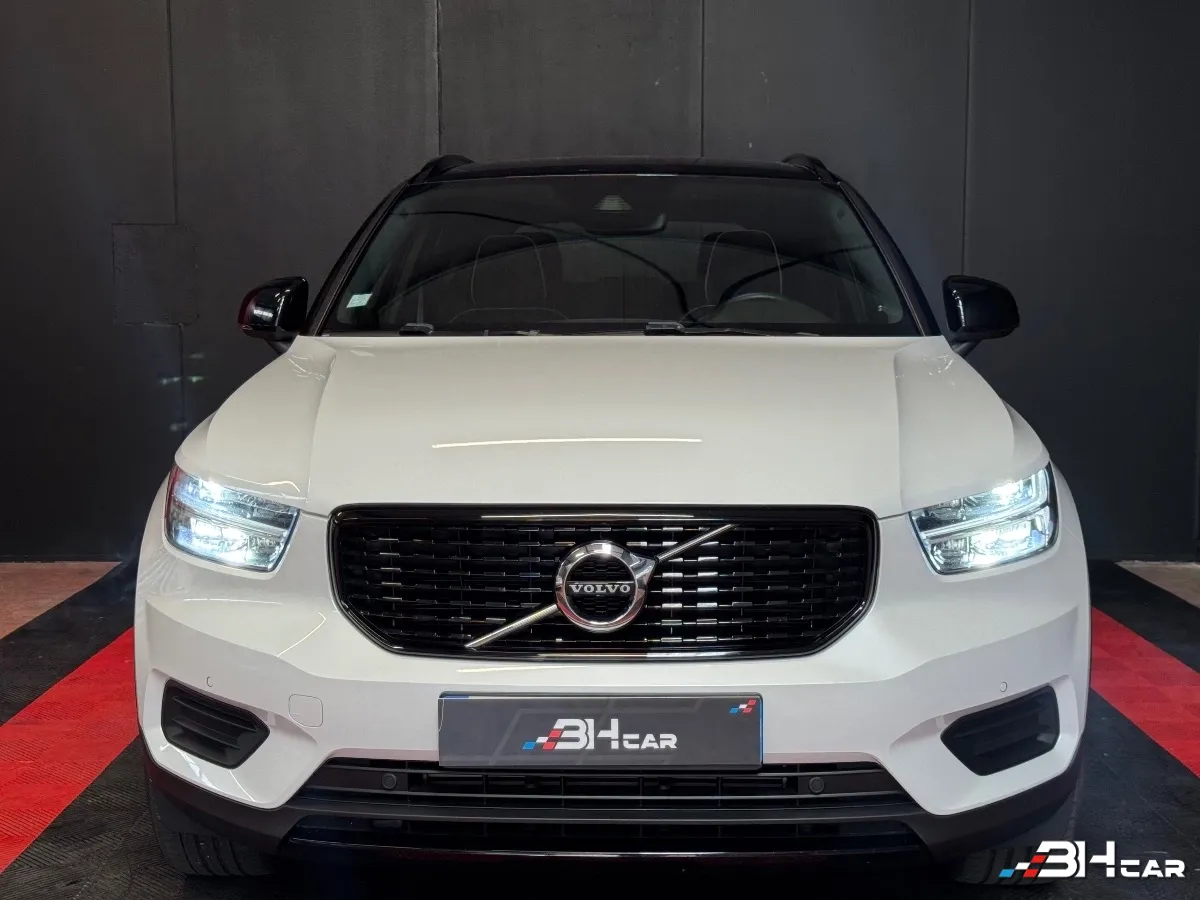 Volvo Xc40 - photo 2