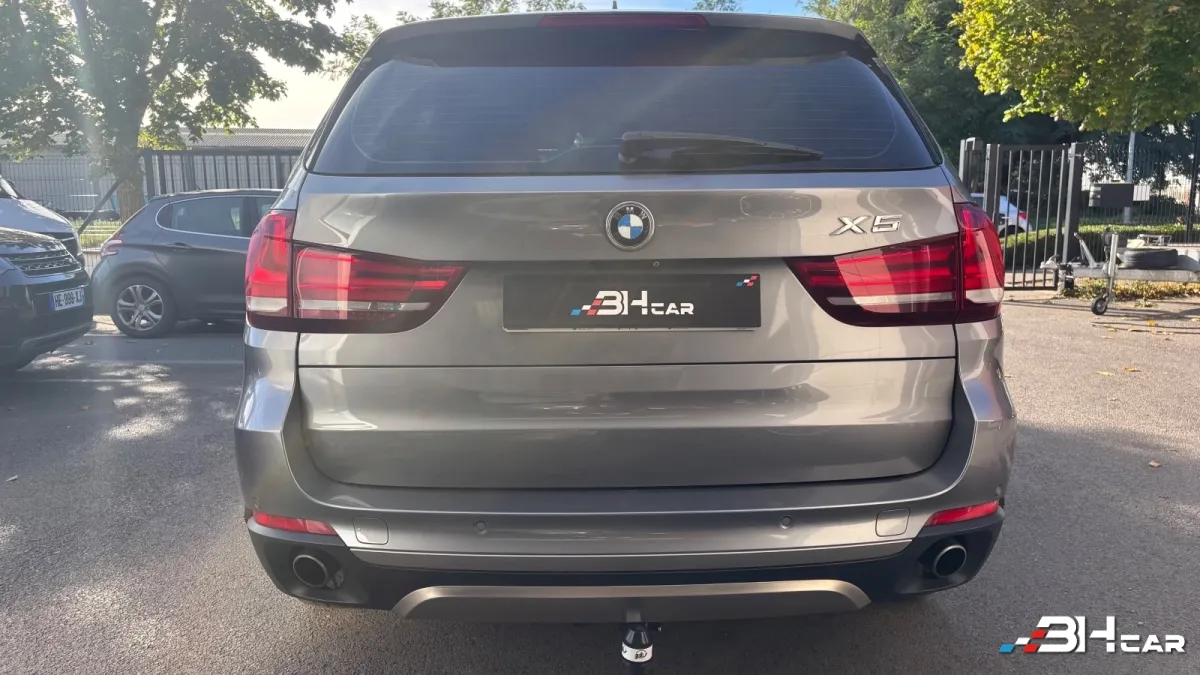 Bmw X5 - photo 5