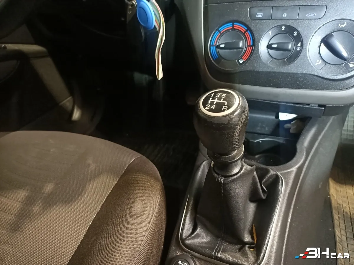 Fiat Grande Punto - photo 11
