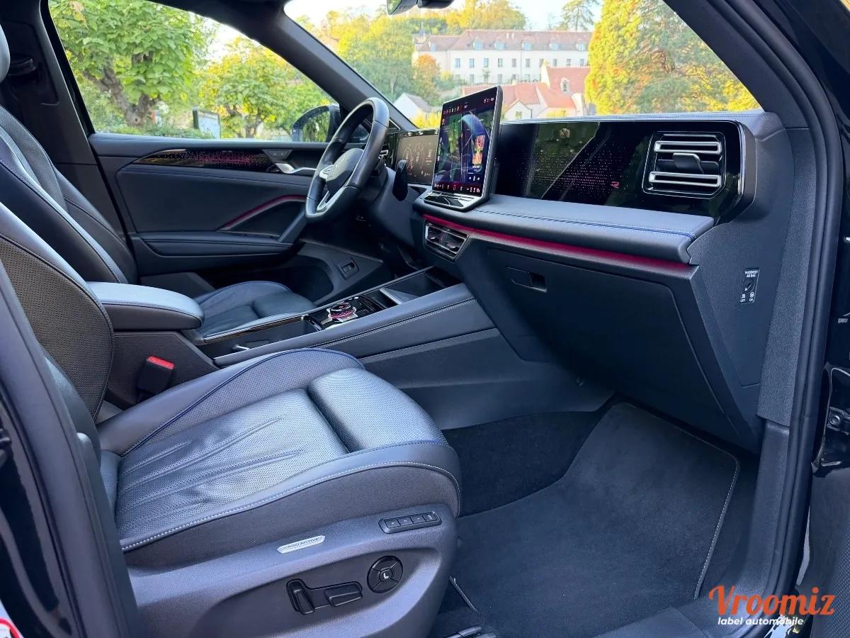Volkswagen Tiguan 2.0 TDI 150 EXCLUSIVE R-LINE DSG BVA