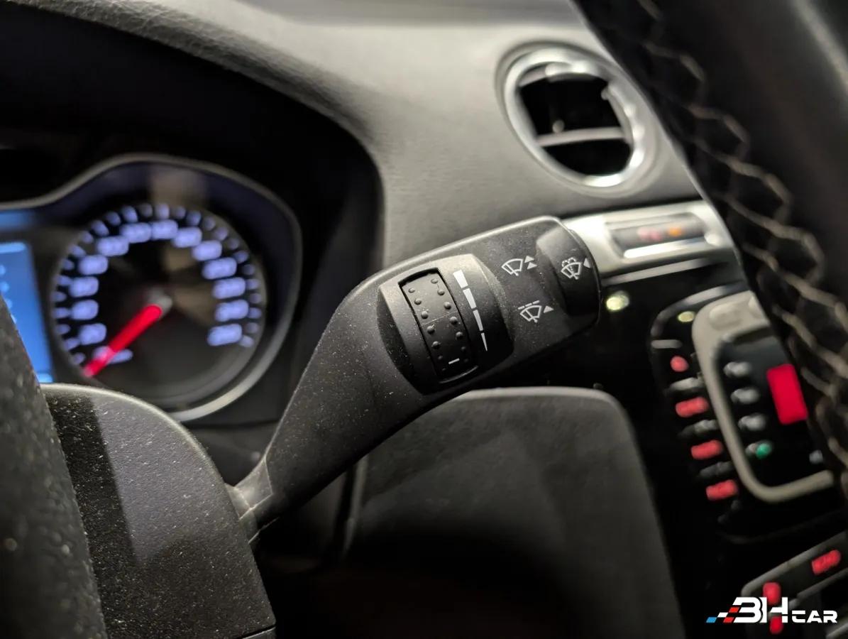 Aperçu indisponible de Ford S-max