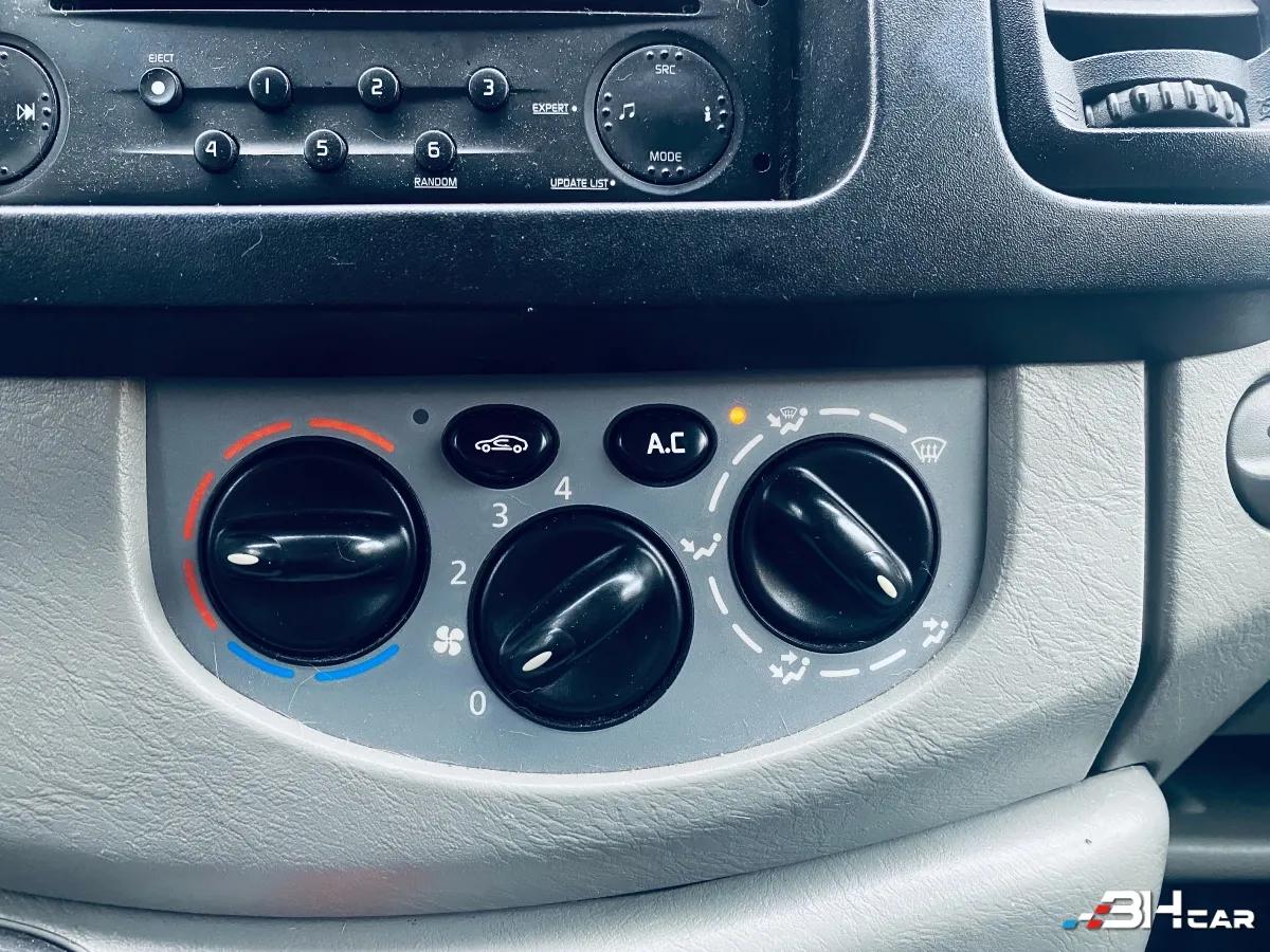 Aperçu indisponible de RENAULT Trafic Vu