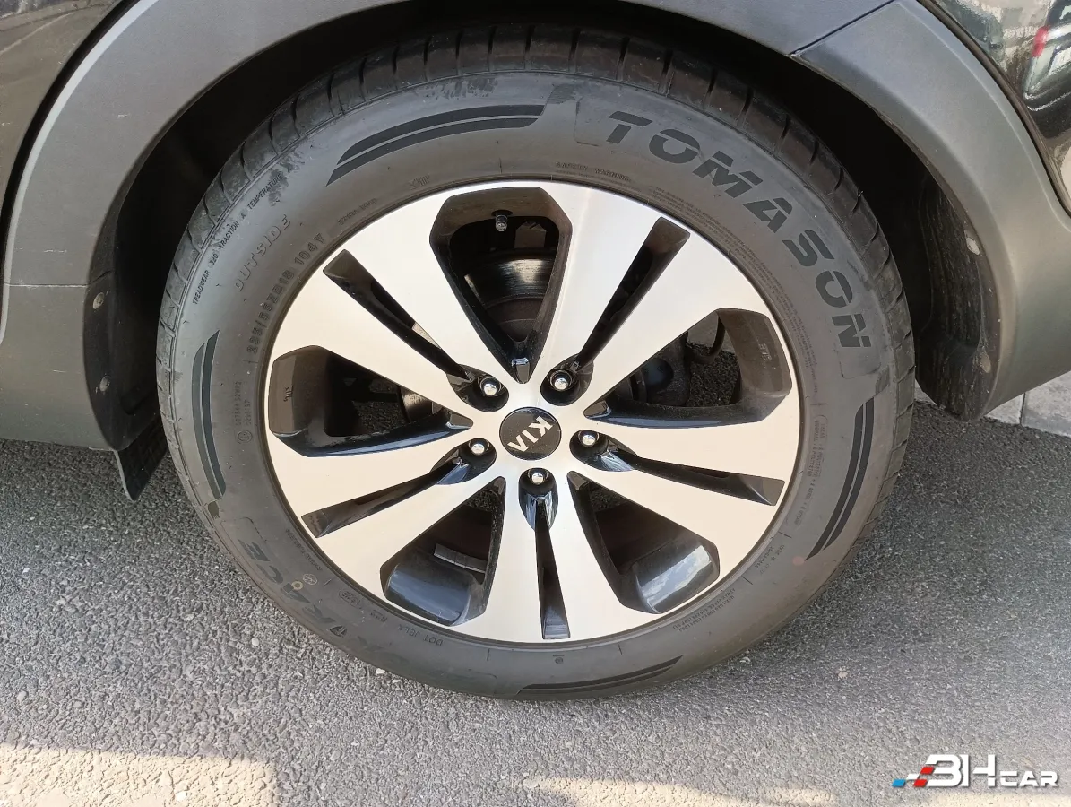 Kia Sportage - photo 12