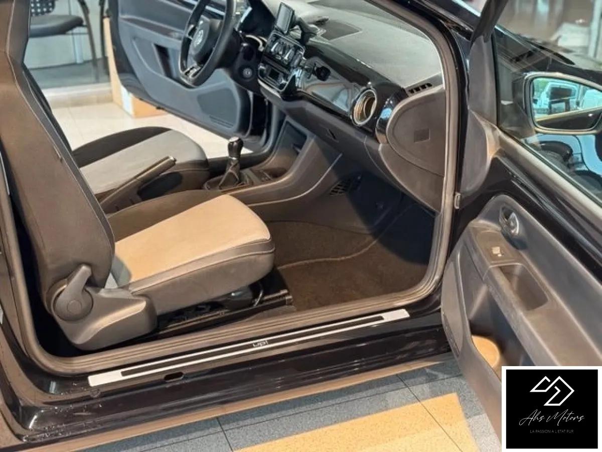 Volkswagen Up 