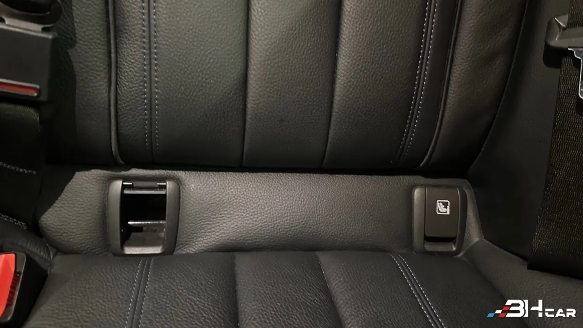 Bmw M550 - photo 33