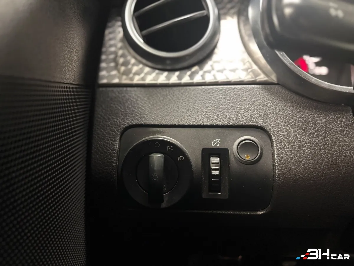 Ford Mustang - photo 27