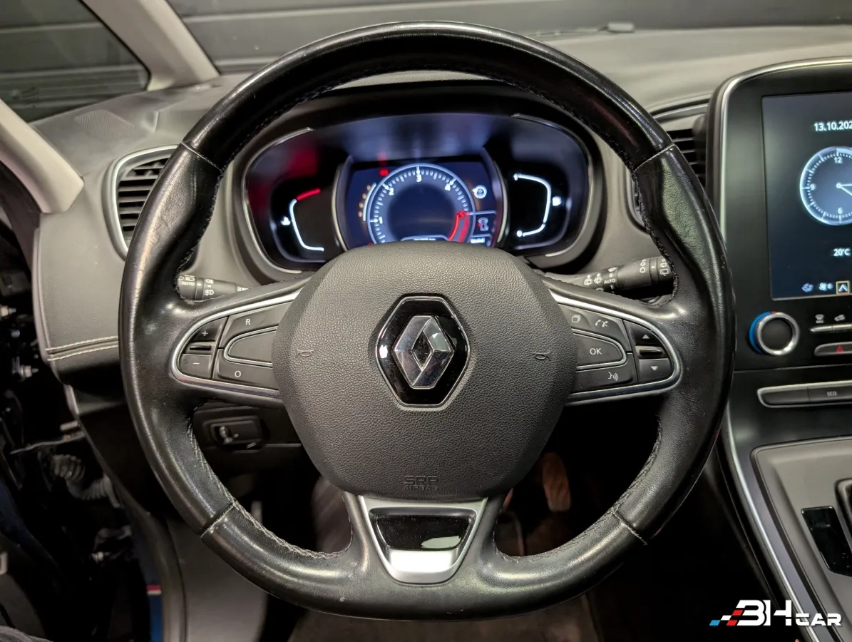 Renault Scenic - photo 12