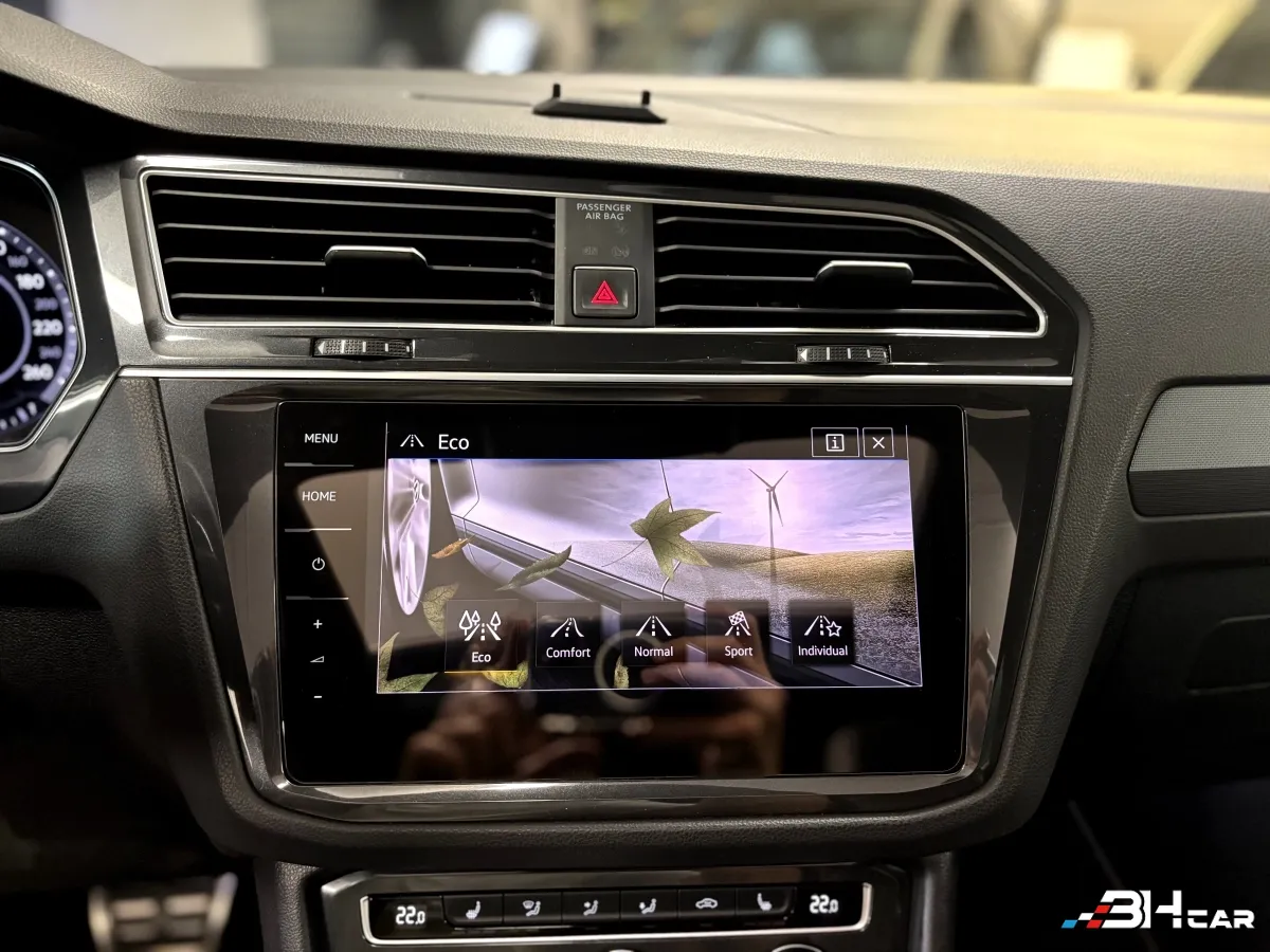 Volkswagen Tiguan - photo 35