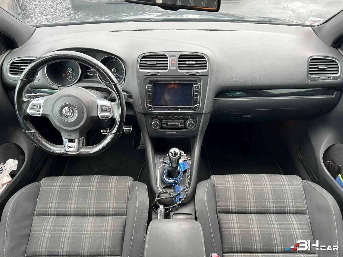 Aperçu indisponible de Volkswagen Golf