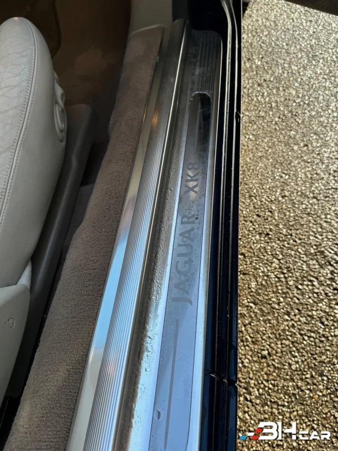 Aperçu indisponible de Jaguar XK8