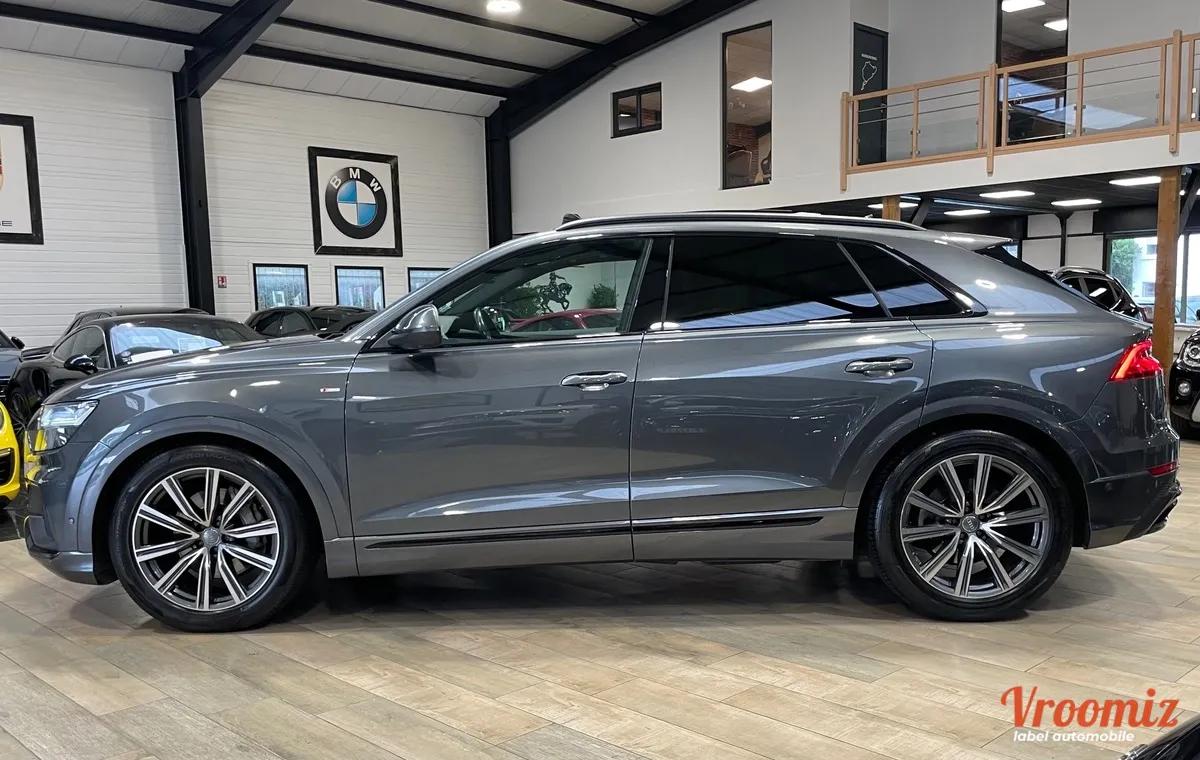 Audi Q8 