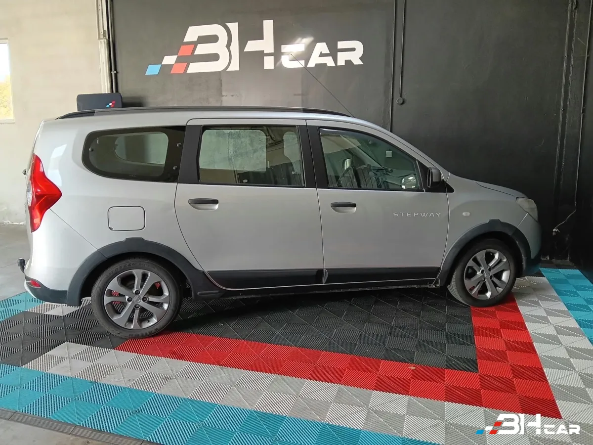 Dacia Lodgy - photo 12