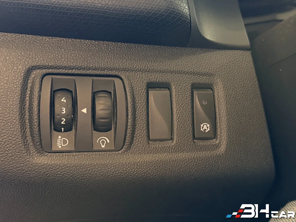 Renault Clio - photo 17