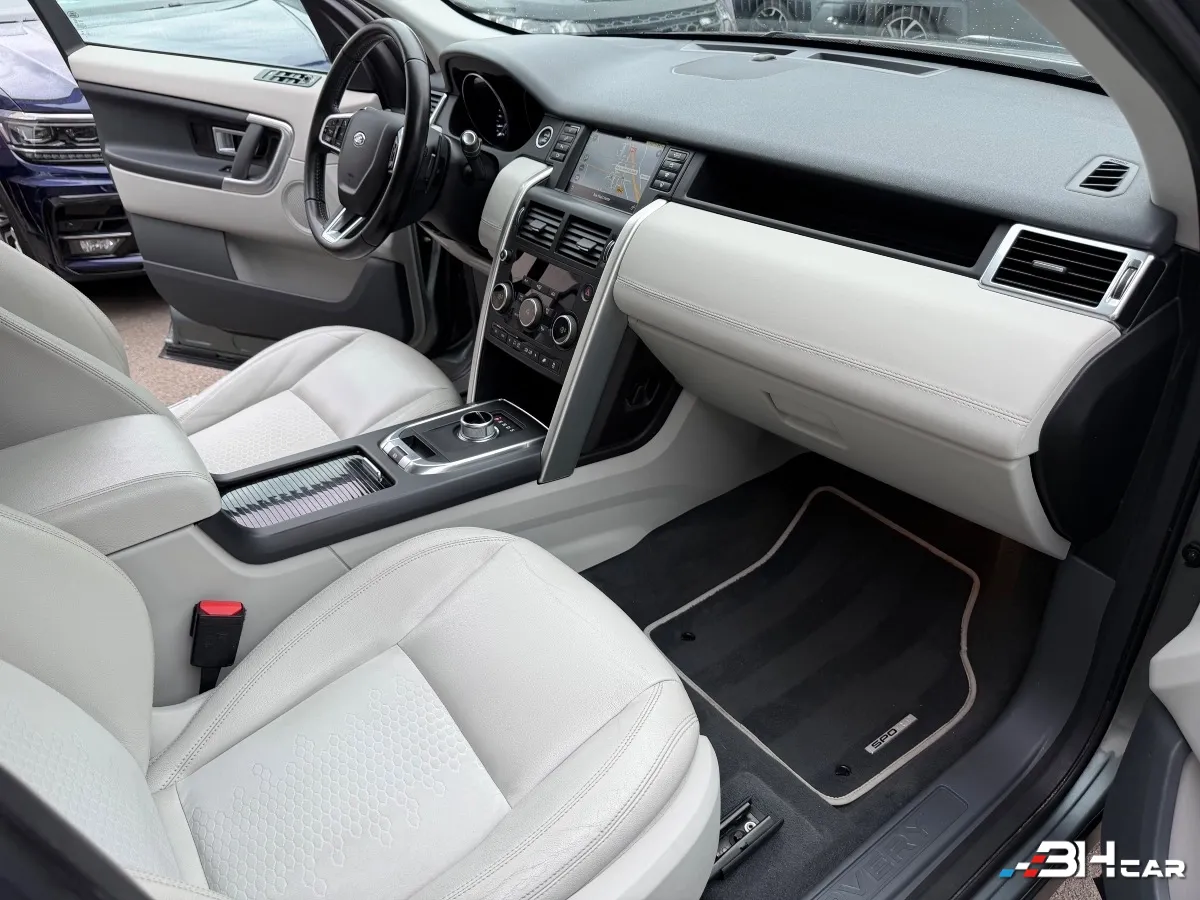 Land Rover Discovery Sport - photo 12