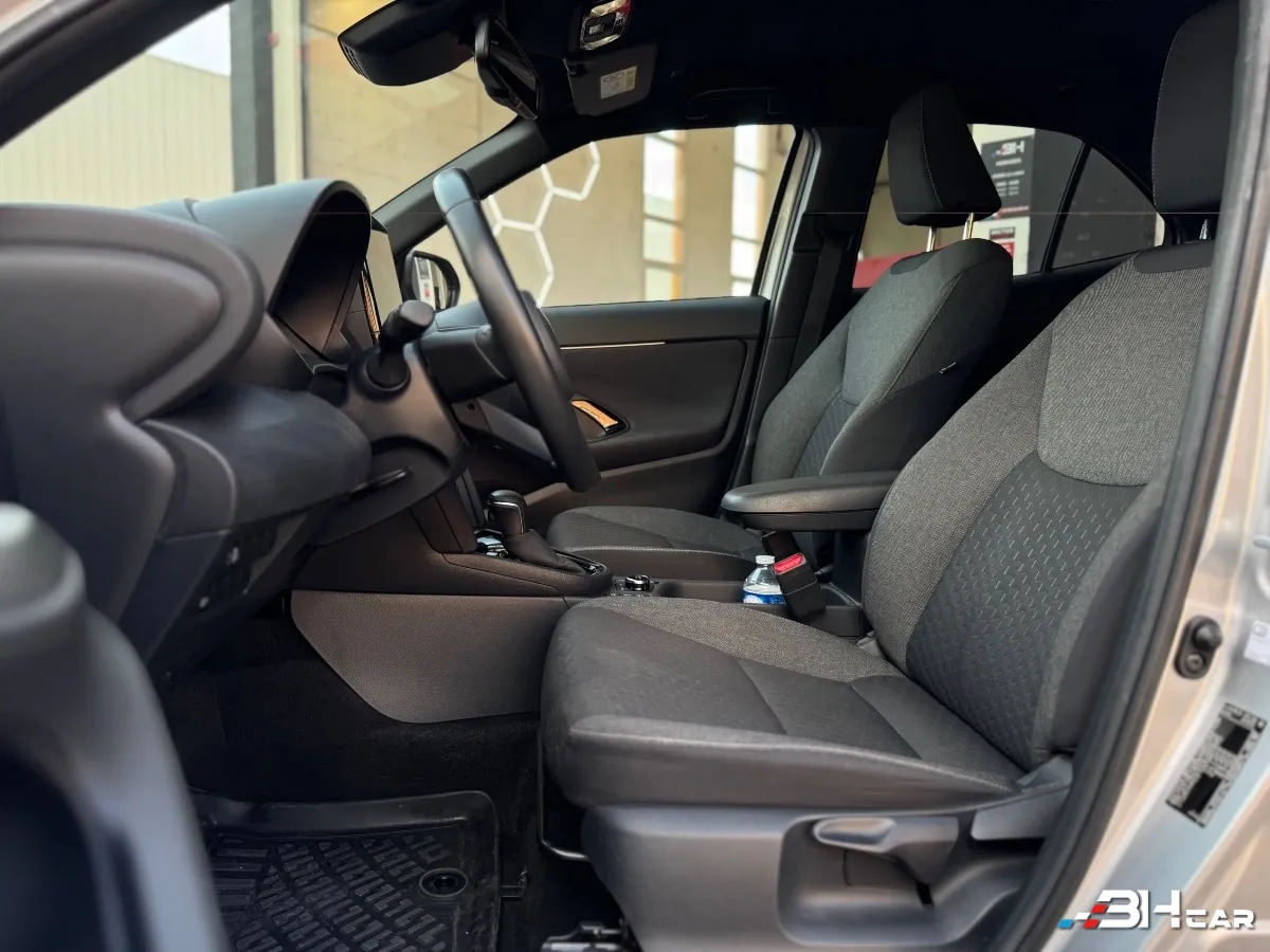 Toyota Yaris - photo 12