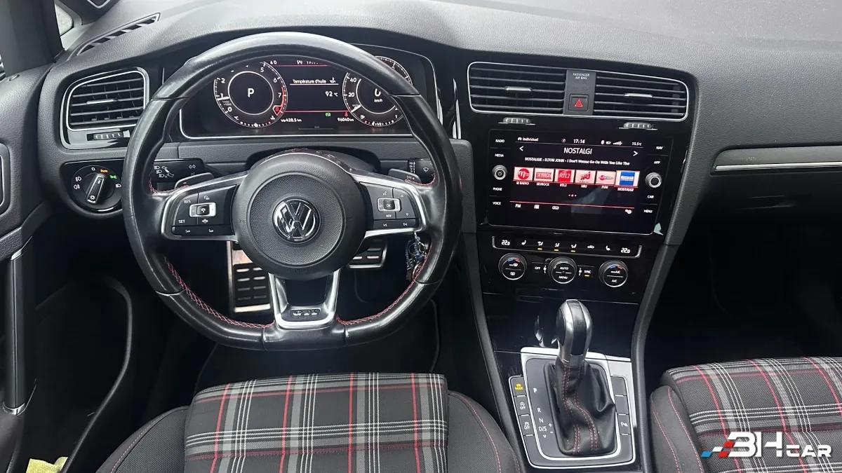 Aperçu indisponible de Volkswagen Golf