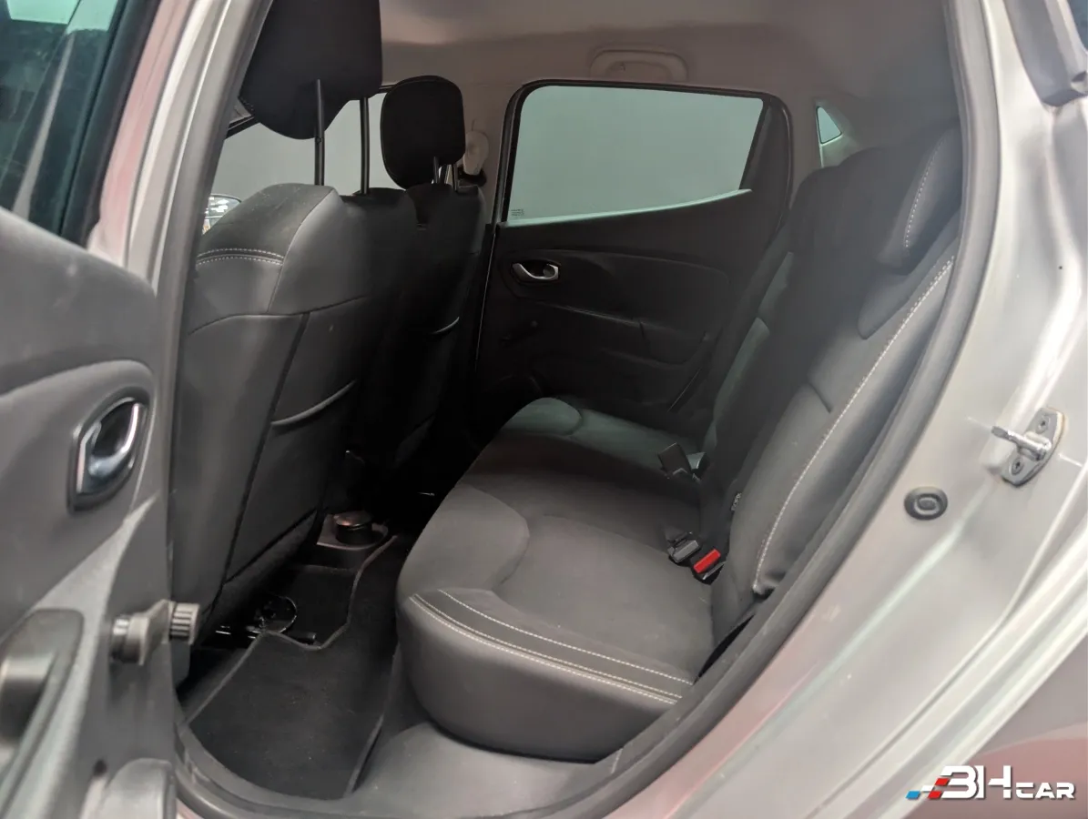 Renault Clio - photo 20