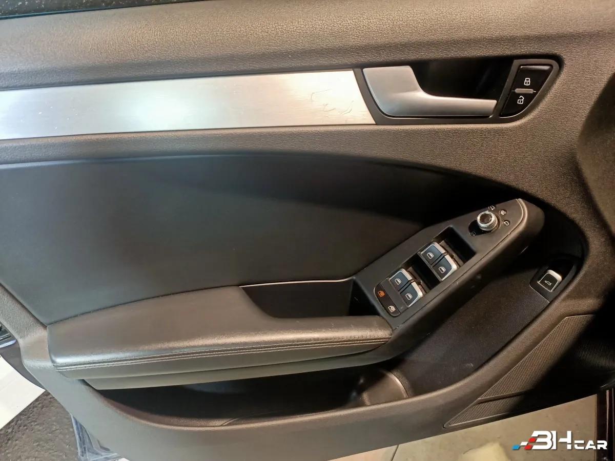 Aperçu indisponible de Audi A4