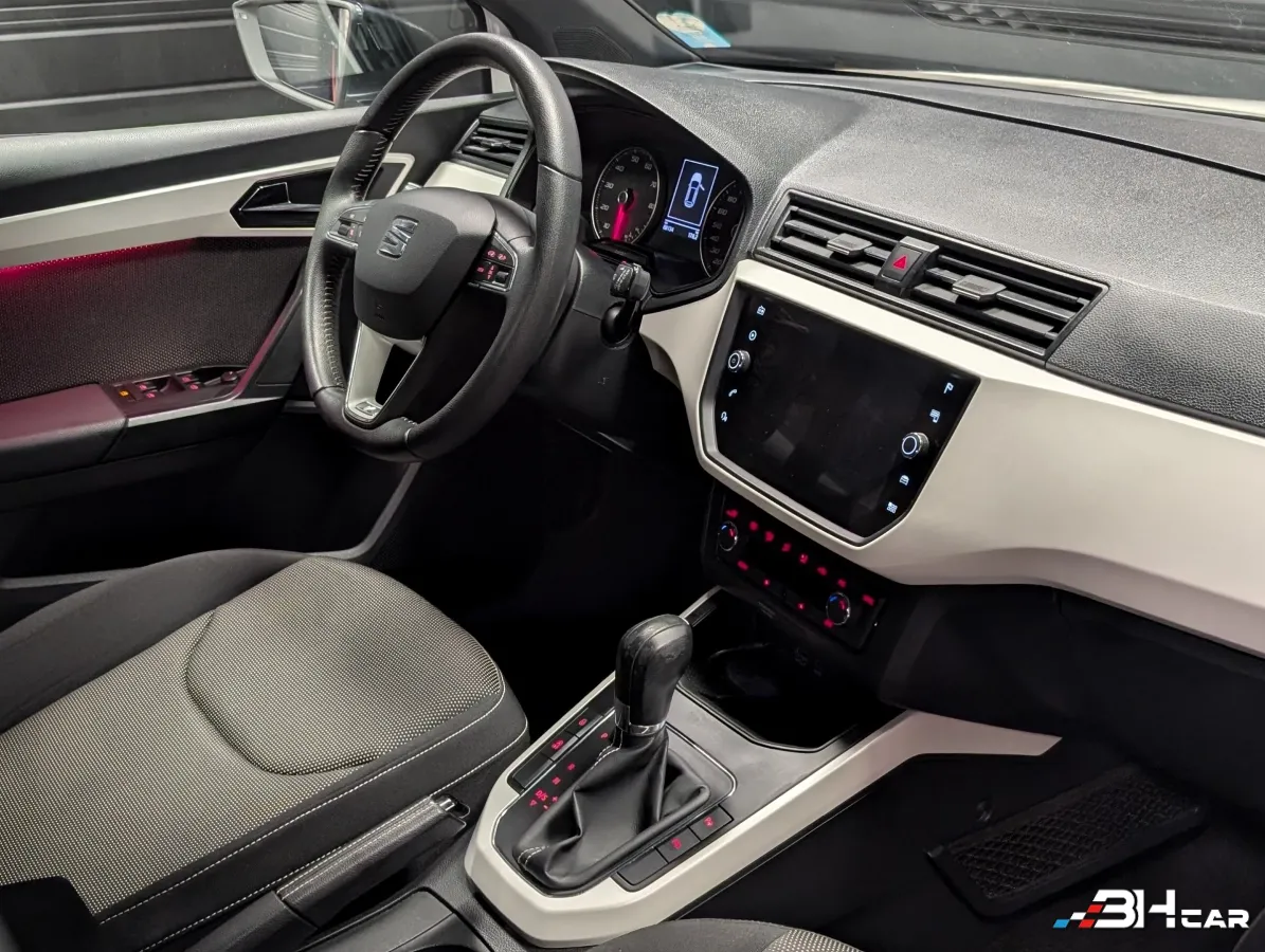 Seat Arona - photo 16