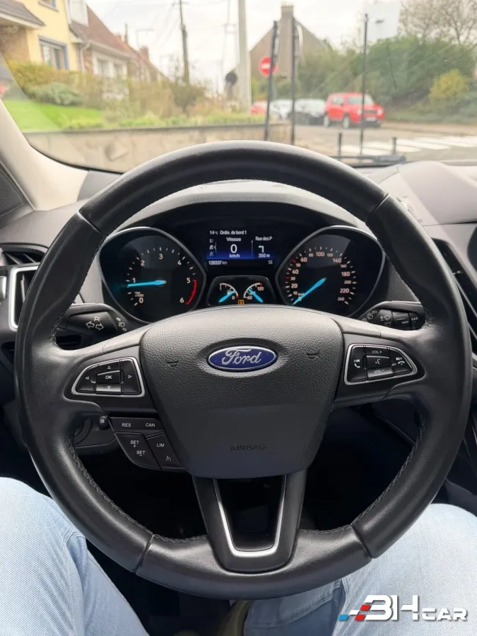 Ford Kuga - photo 7