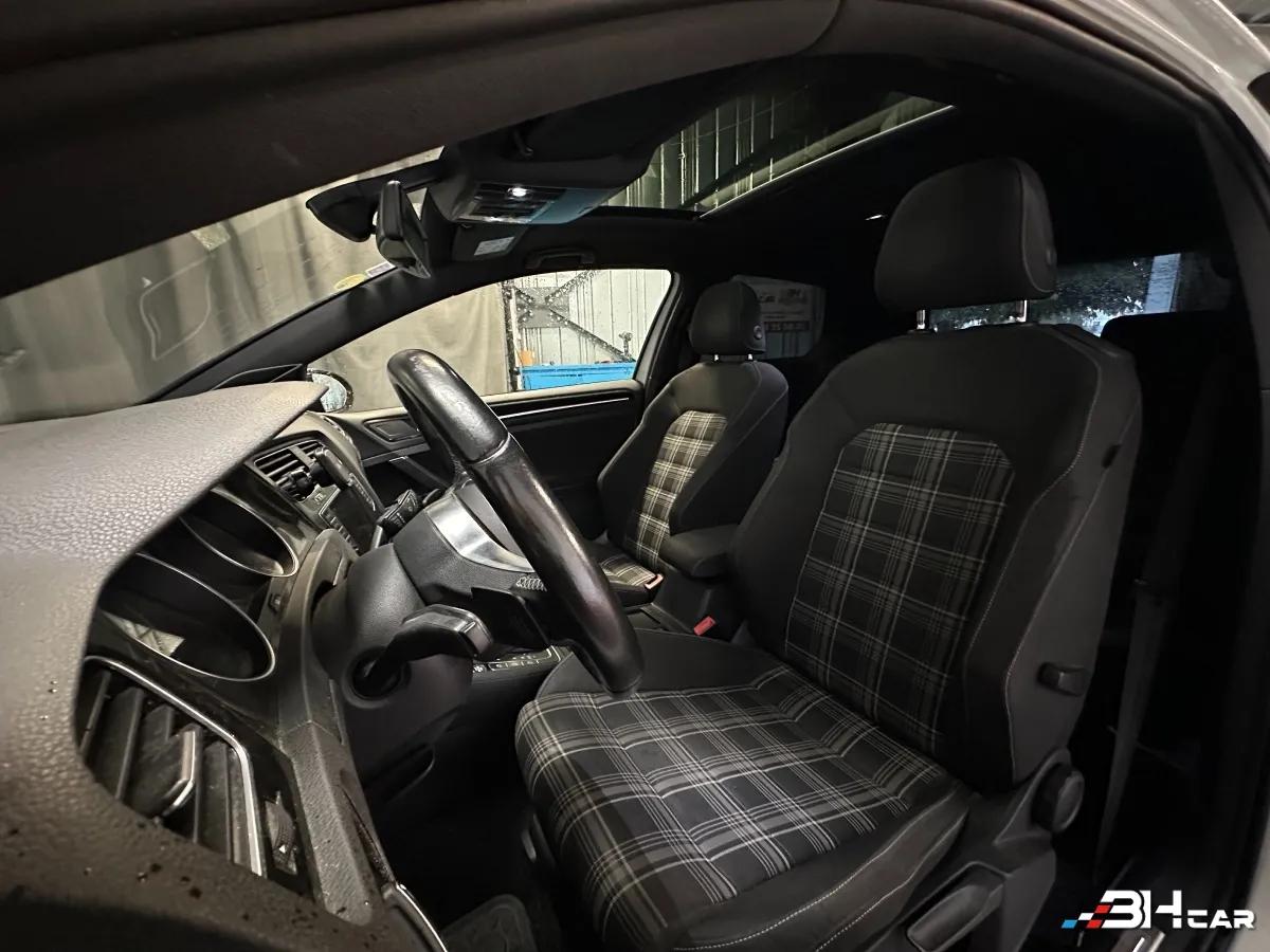 Aperçu indisponible de Volkswagen Golf