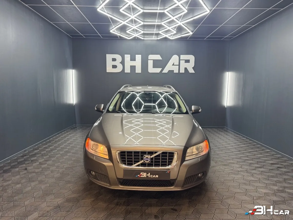 Volvo V70 - photo 4