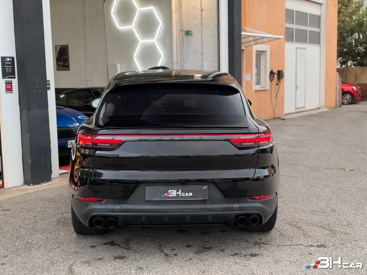 Porsche Cayenne - photo 8