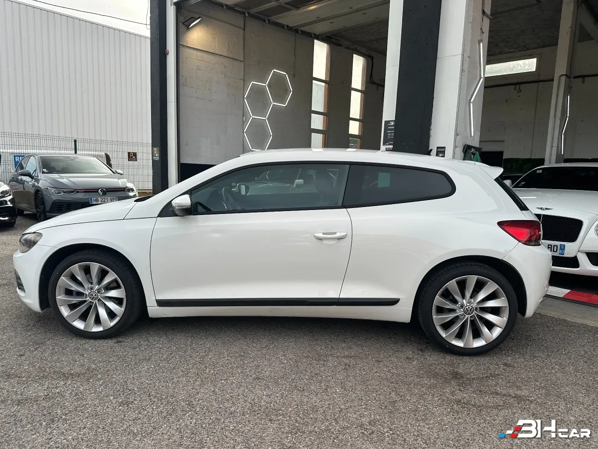 Volkswagen Scirocco - photo 9