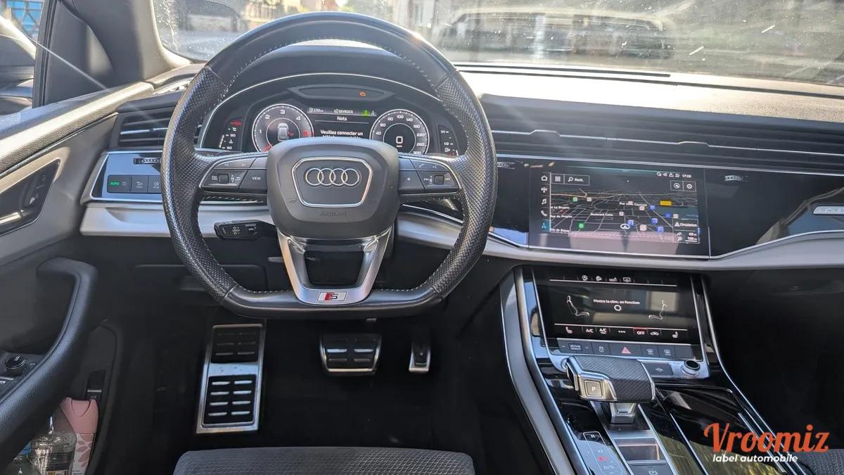 Audi Q8 