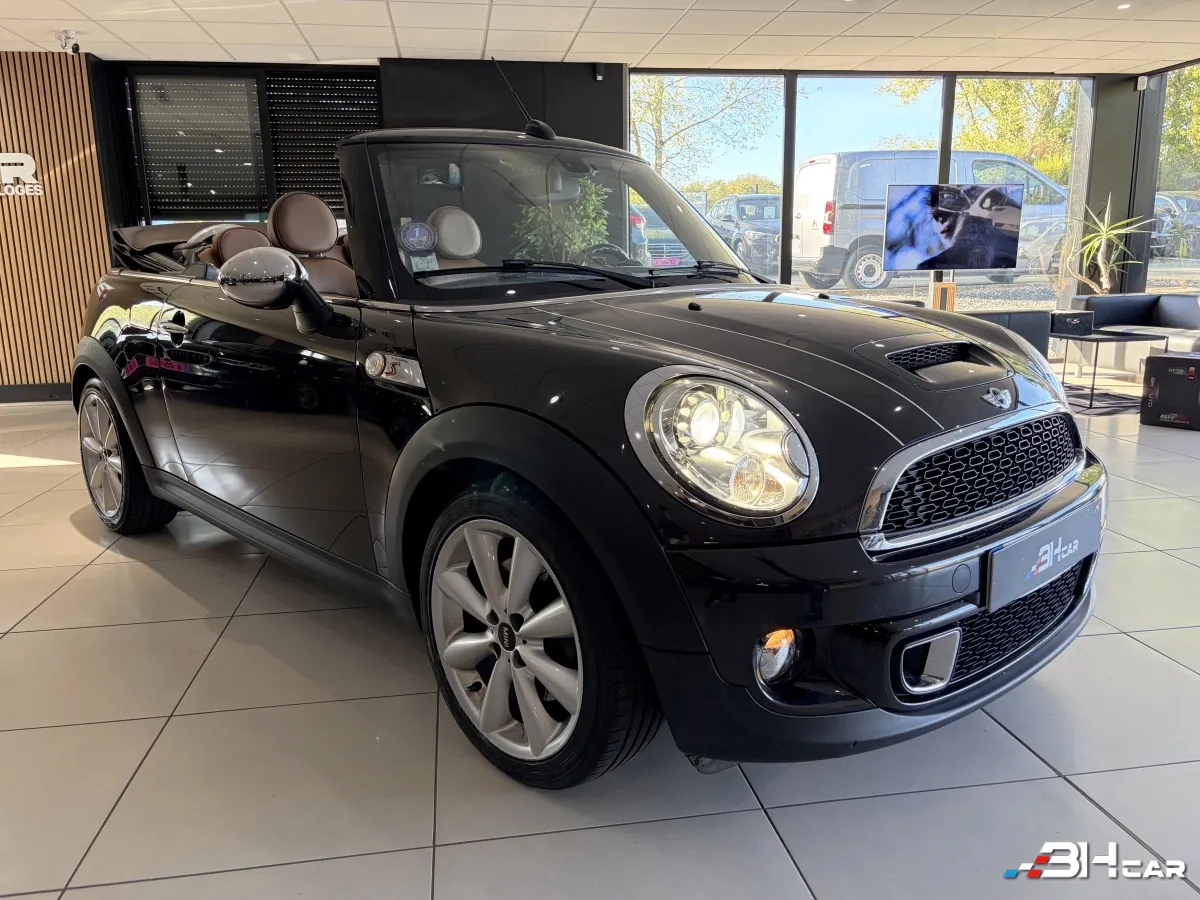 Mini Cabrio - photo 11