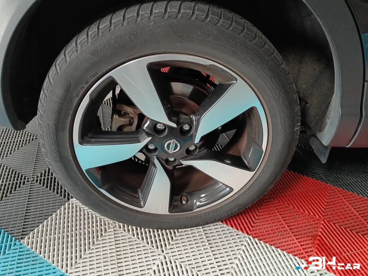 Nissan Qashqai - photo 13