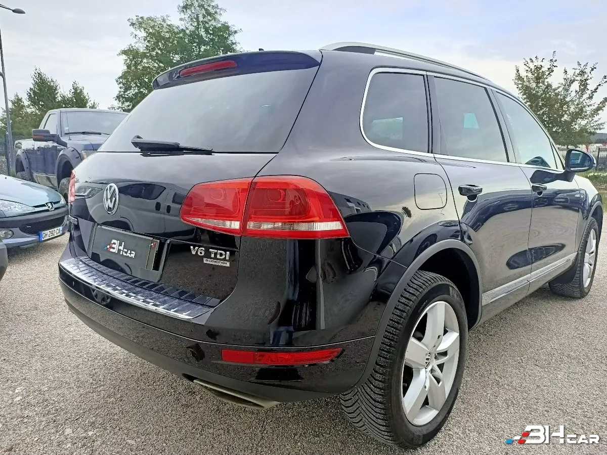 Volkswagen Touareg - photo 2