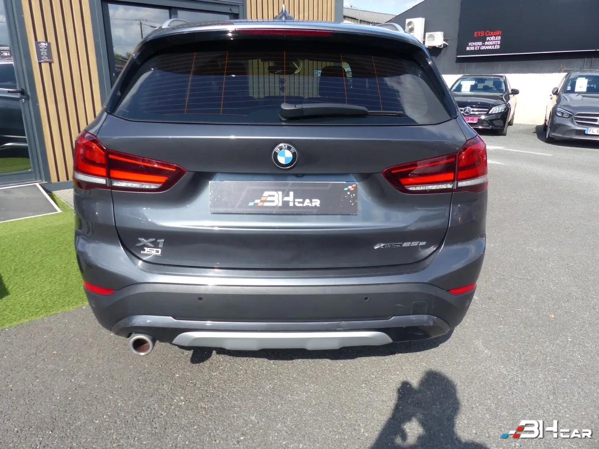 Bmw X1 - photo 5